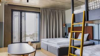 Comfort Hotel Helsinki Airportin perhehuone.